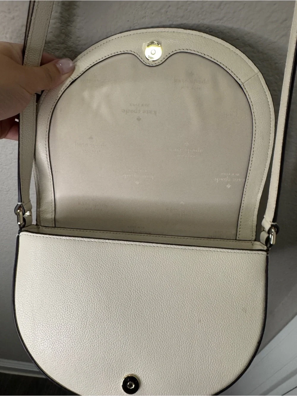 Kate Spade New York Luna Crescent Crossbody Bag White Pebbled Leather Saddle Bag